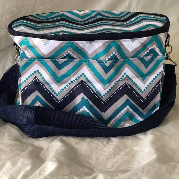 thirty-one Handbags - Family Fun Thermal